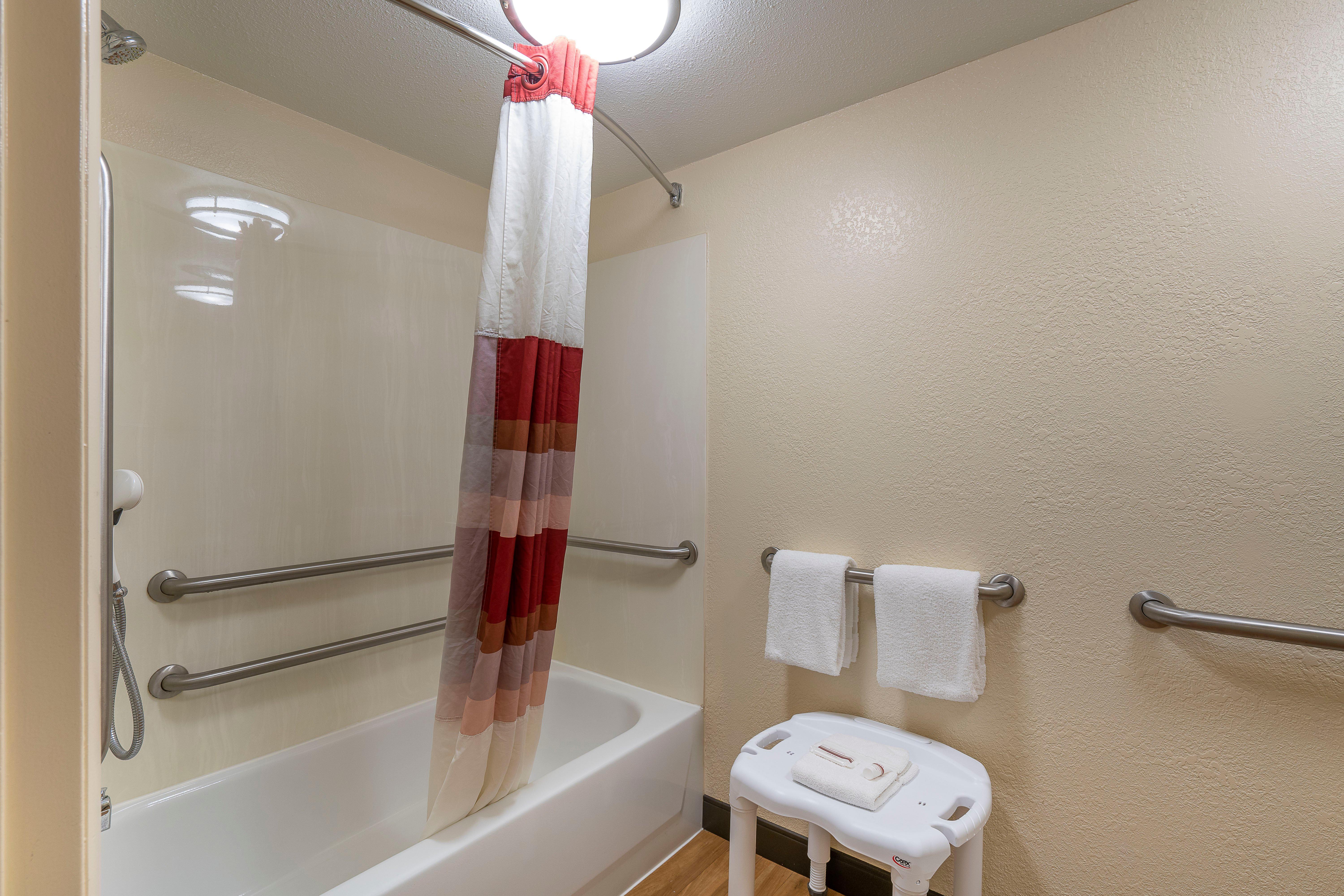 Red Roof Inn Cleveland Airport - Middleburg Heights Extérieur photo