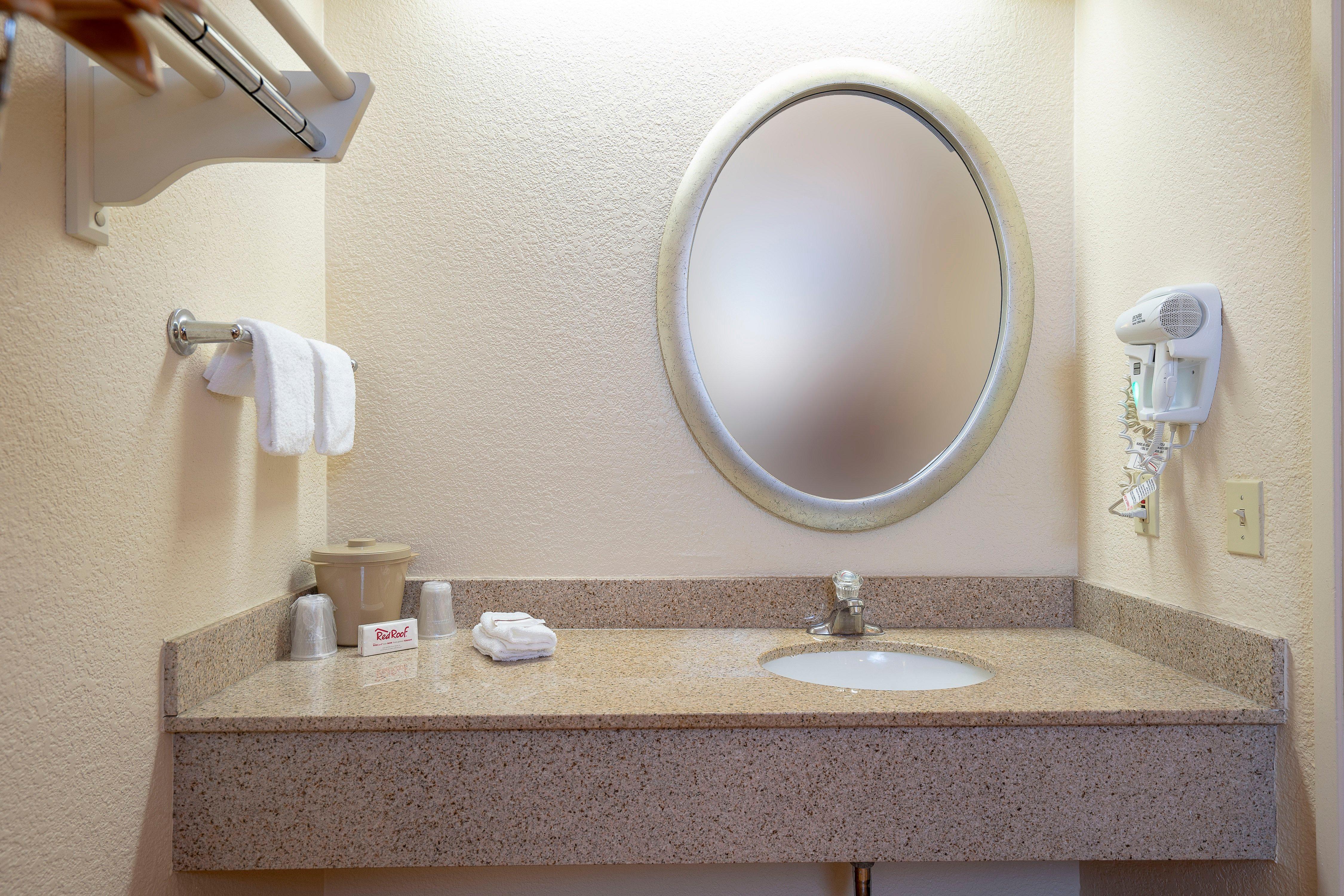 Red Roof Inn Cleveland Airport - Middleburg Heights Extérieur photo