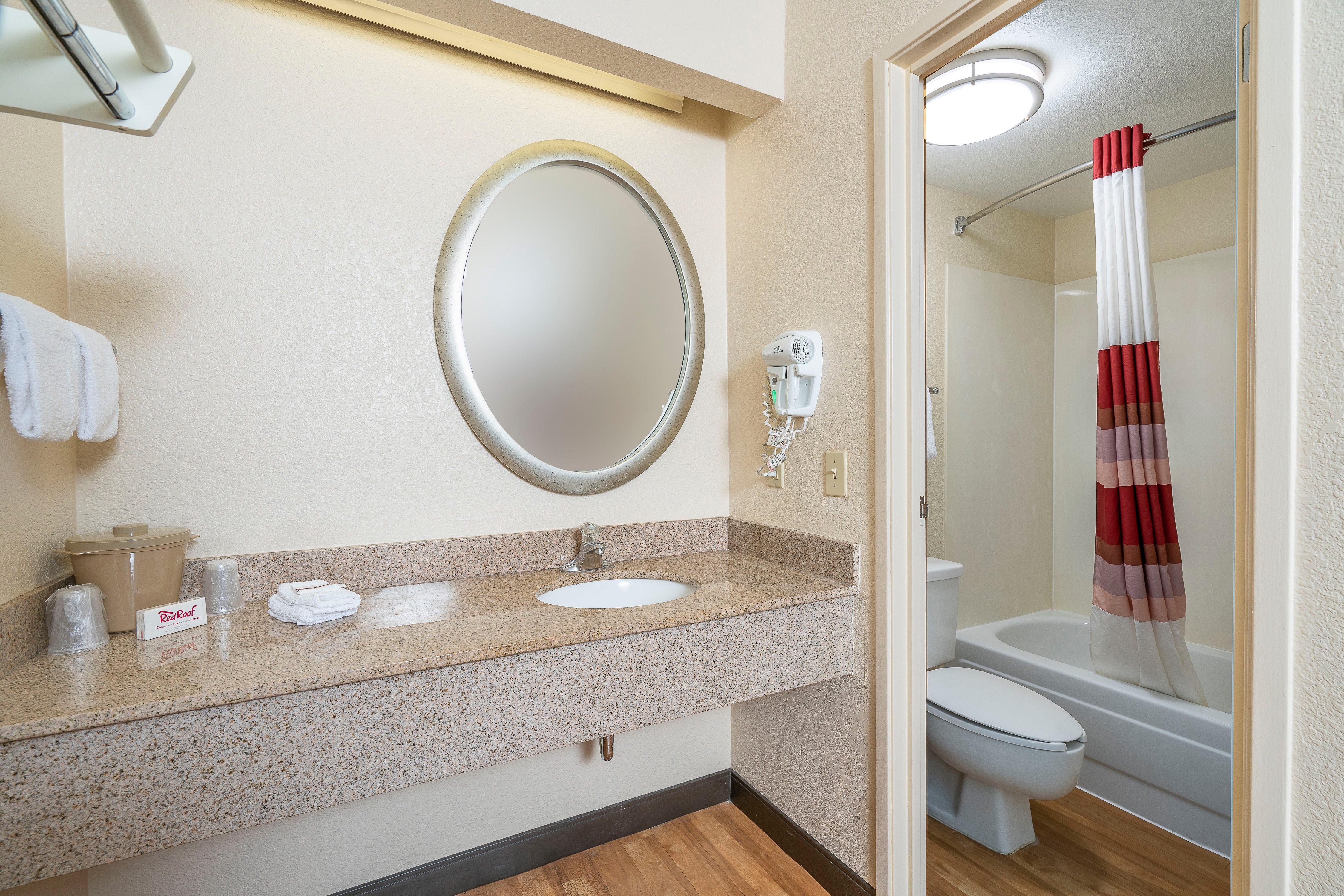 Red Roof Inn Cleveland Airport - Middleburg Heights Extérieur photo