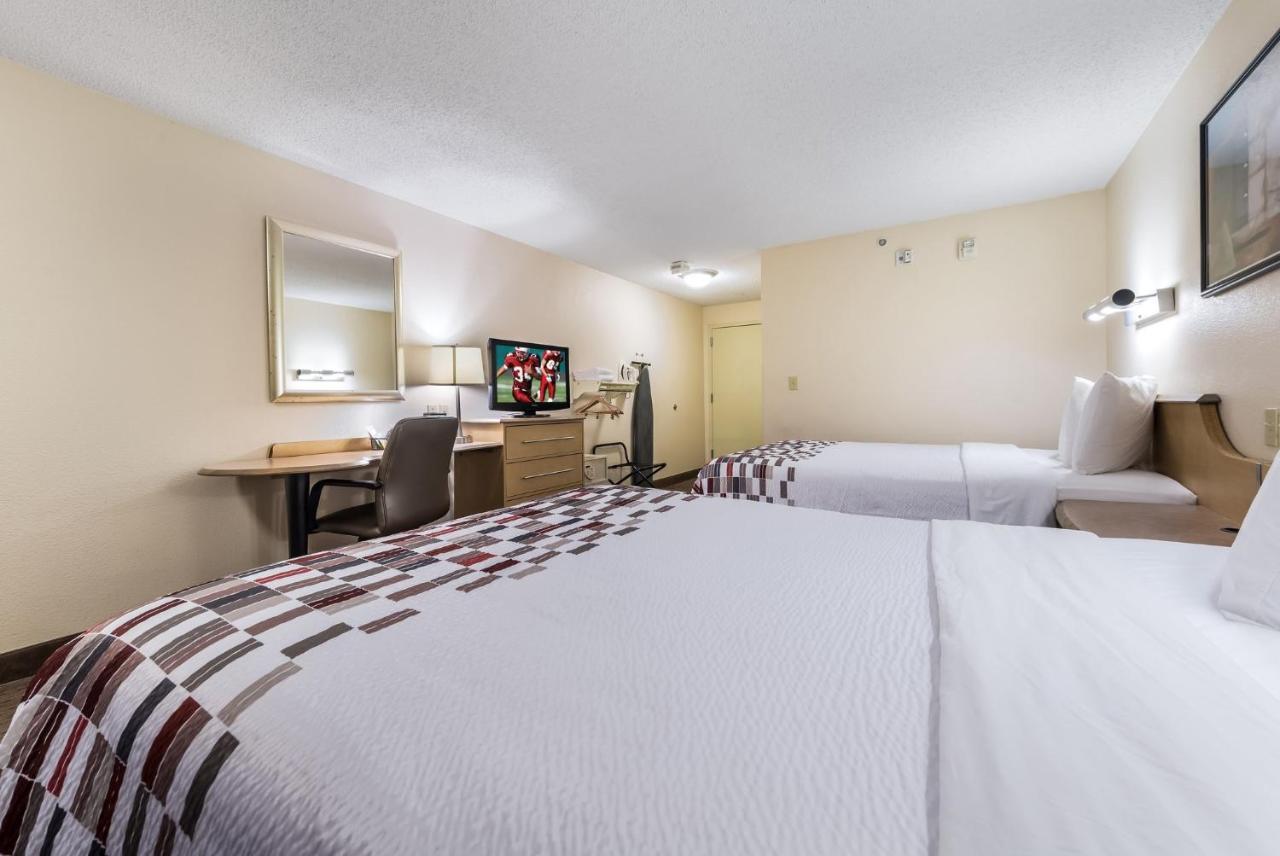 Red Roof Inn Cleveland Airport - Middleburg Heights Extérieur photo